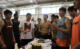 ������˧���Աͬ������ �����������ݵ����ս