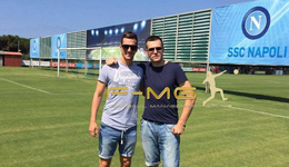 那不勒斯官宣波兰前锋加盟顶替伊瓜因位置