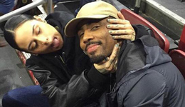 骑士大将现身芝加哥街头 欧文与Kehlani旧情重燃