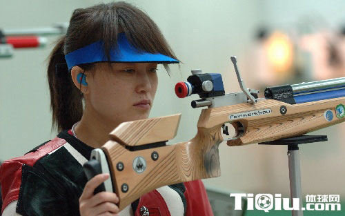 奥运首金故事：中国射击队的恩怨情仇