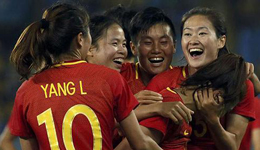 中国女足2-0南非拿下关键战 谭茹殷中圈惊天吊射