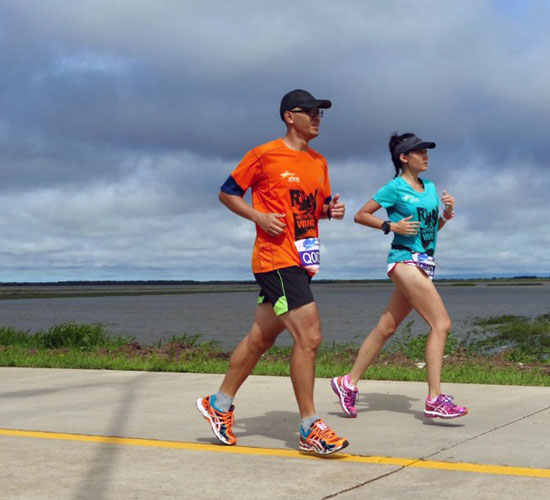 �ж��羳1+1�������� �ж��߾��Ļ�����ͷϷ