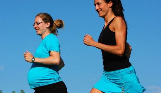 孕妇适当锻炼有好处 以散步做操为主
