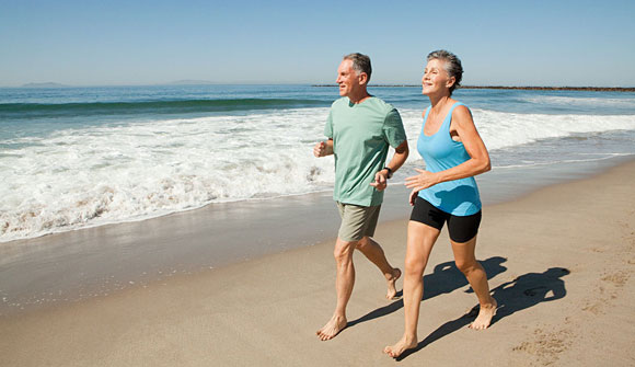 老年人慢跑锻炼有讲究 入秋后慢跑的注意事项