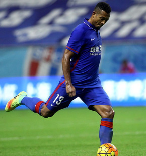 足协杯苏宁客场3-2申花 虹口体育场不败金身告破