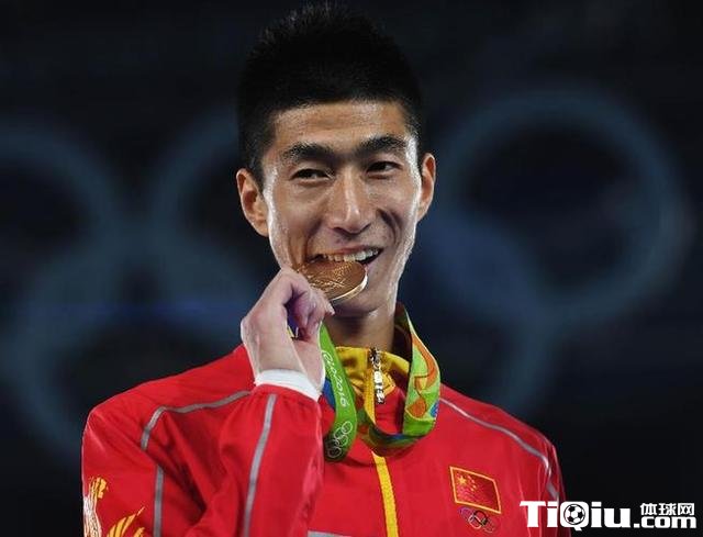 管建民:中国跆拳道不弱于别人 小将一样拿金牌