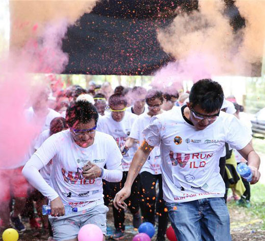 ���������ޱϾ��в�ɫ�ܻ ������ĩ�뼤��