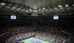 美网场馆顶棚首次关闭 纳达尔塞皮见证历史一刻