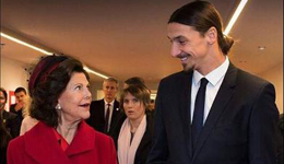 伊布大帝这下玩大了 在瑞典王后旁自称国王