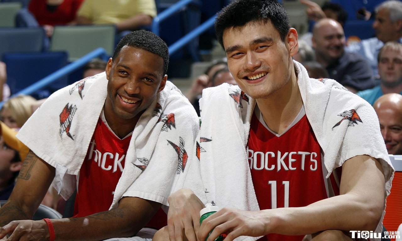 励志！这个独自肩扛中国篮球，后姚明时代的第一人重回NBA！场下合伙创业融资1500万 - 创业ABC - 创业邦
