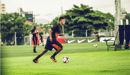 恩里克表示内马尔杂耍没错 期待对阵马竞