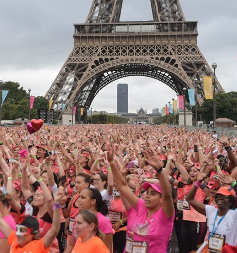 2016巴黎女性跑迎来粉色狂欢 健康比速度更重要