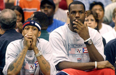 nba历代百大巅峰瞬间 詹姆斯艾弗森绝杀集锦