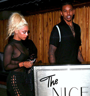 湖人尼克杨再获新女友 杨少侠新赛前夕狂嗨夜店