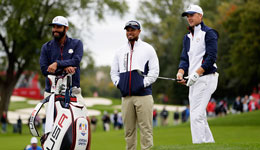 伍兹作为副队长尽职尽责 队员称伍兹太投入