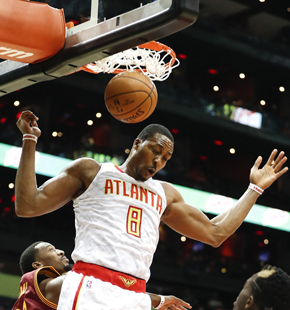 老鹰霍华德强袭克城 霍华德高分表现吊打骑士