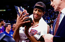 2001nba全明星赛录像 西部vs东部110-111艾弗森MVP