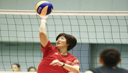 国足新帅之位遭调侃 郎平执教国足比高洪波强