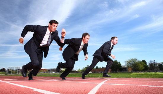 倒着走路有什么好处 司机倒行缓解腰肩痛