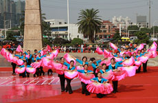 动动广场舞舞蹈视频 欢歌起舞演示