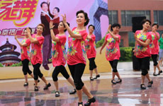 广场舞舞蹈荷塘月色 视频推出演示