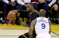 2015nba总决赛骑士vs勇士G1 末轮比赛视频回放