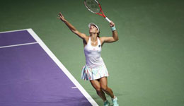 WTA总决赛科贝尔迎来三连胜 科贝尔携手齐娃出现