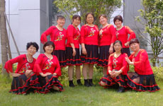 广场舞出人头地 64步舞蹈视频演示