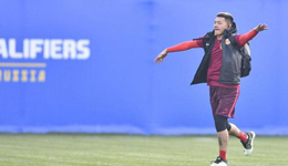 国足昆明集训换基地 里皮开始心理调节