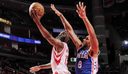 NBA常规赛火箭vs76人 哈登33分力压恩比德胜76人