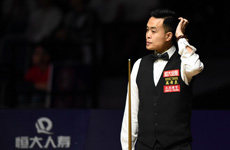 斯诺克英国锦标赛第一轮 傅家俊vs保利欧全场视频