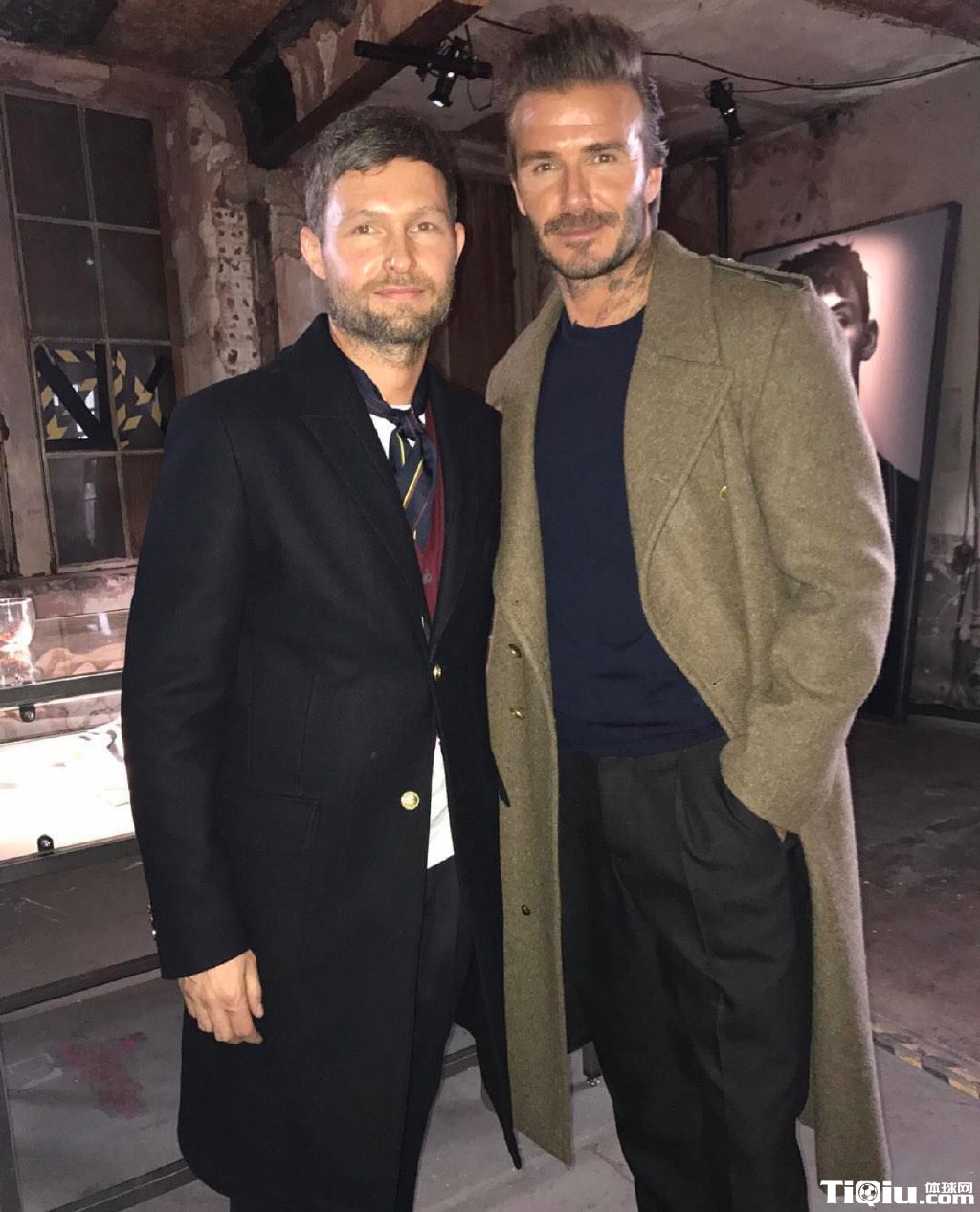 与 H&M 品牌合作升级 大卫·贝克汉姆 David Beckham 完美诠释现代时尚美学理念 – VC News