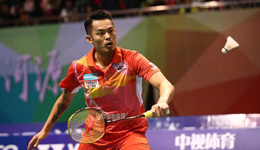 林丹羽毛球比赛 林丹取胜助球队保级