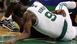 朗多受伤 NBA5大恐怖受伤朗多手肘反折90度