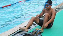 蹼泳梦之队 蹼泳女王朱宝珍