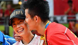 王适娴谌龙情人节不相伴 王适娴微博抱怨谌龙回应