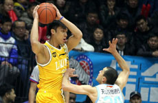 2016CBA第三十四轮新疆VS广厦视频 第一节精彩比赛视频回放