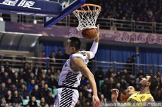 2016CBA第三十五轮辽宁VS北控视频 韩德君突破献单手劈扣