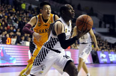 2016CBA第三十八轮辽宁VS山西视频 哈德森突破单臂暴力劈扣