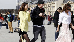 小贝长子疑复合前女友 贝嫂态度惹网友争议