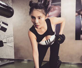 中国第一美胸徐冬冬 健身美照