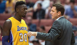 湖人队摆烂坚持到底 紫衫军何时恢复辉煌