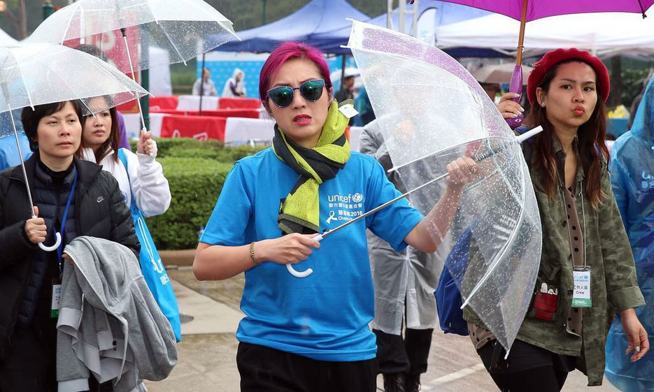 2017��۶�ͯ���������� ��ǧ���˶�װ��ϯ