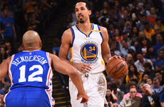 NBA常规赛3月15日76人VS勇士 利文斯顿招牌跳投打停76人