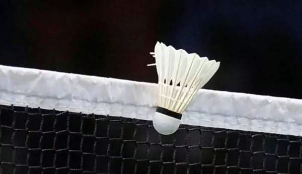 羽球发球规则介绍 可重新发球的八类情况