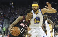 NBA常规赛4月1日火箭VS勇士 麦基顺势上篮打进并加罚