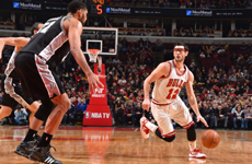 2014-15NBA常规赛马刺vs公牛 末节比赛视频