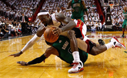 善意保护对手球员盘点 詹皇球品好扎扎应学习