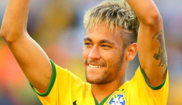 内马尔挑战楼顶超远距离射门 内马尔最新视频