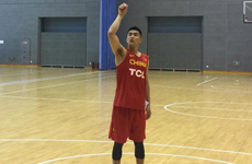 郭艾伦美国特训回归男篮蓝队 练习中投望完美蜕变